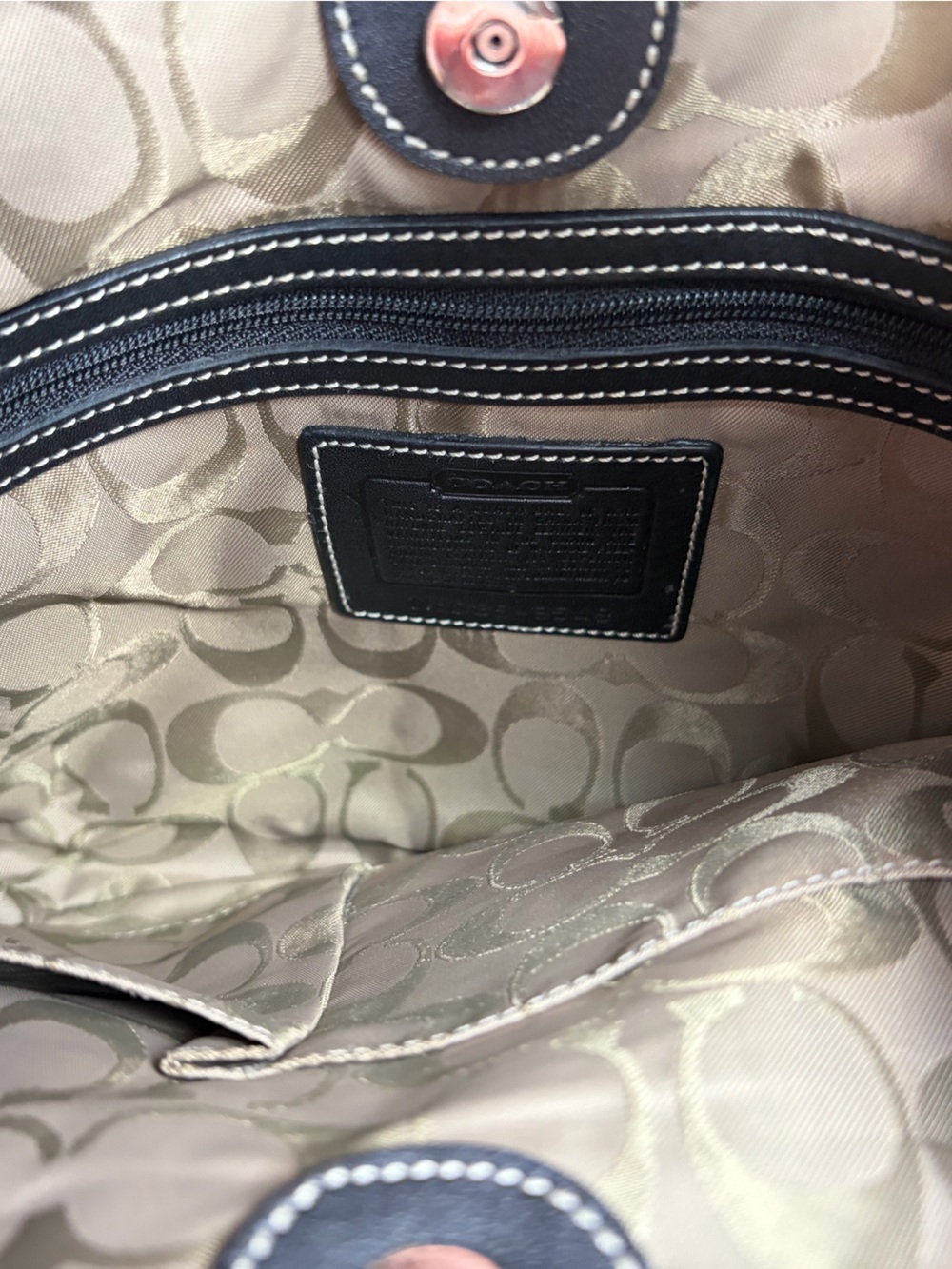 Coach Soho Black Leather Shoulder Bag Vintage - Picture 6 of 11